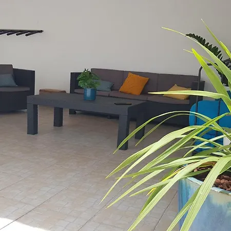 Guest house White *
