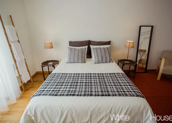 White Peniche
